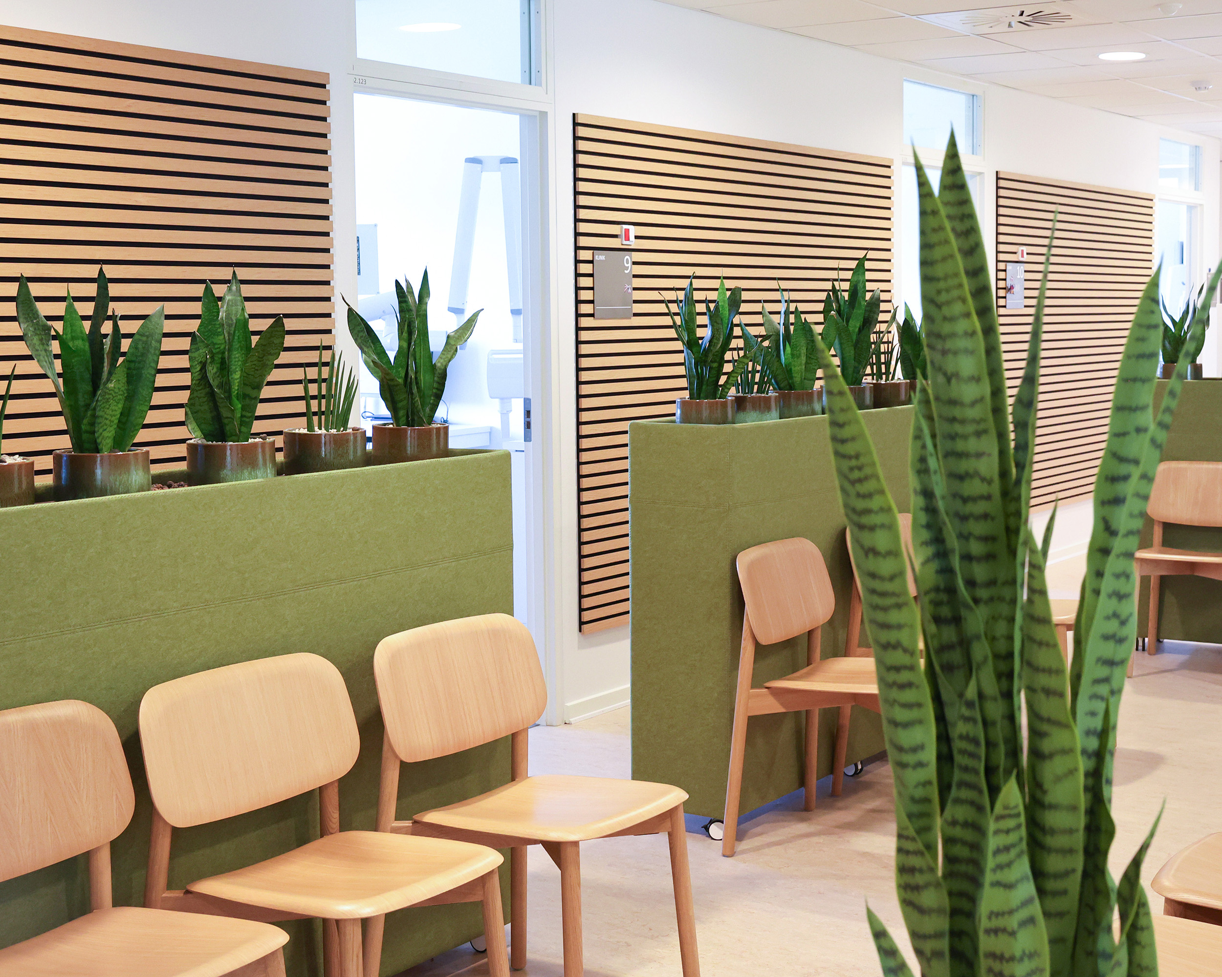 Feuerhemmende Akustikpaneele für Callcenter von Glanz Bautechnik